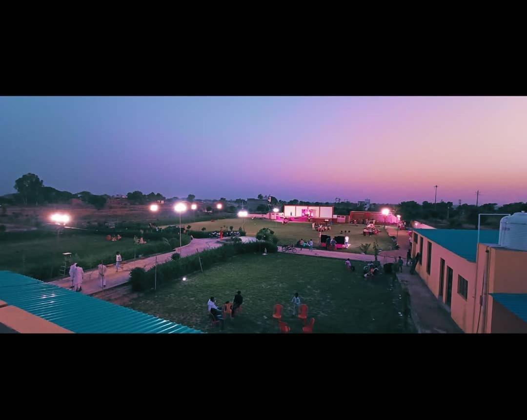 Prem Garden & Resort Mathura Extérieur photo
